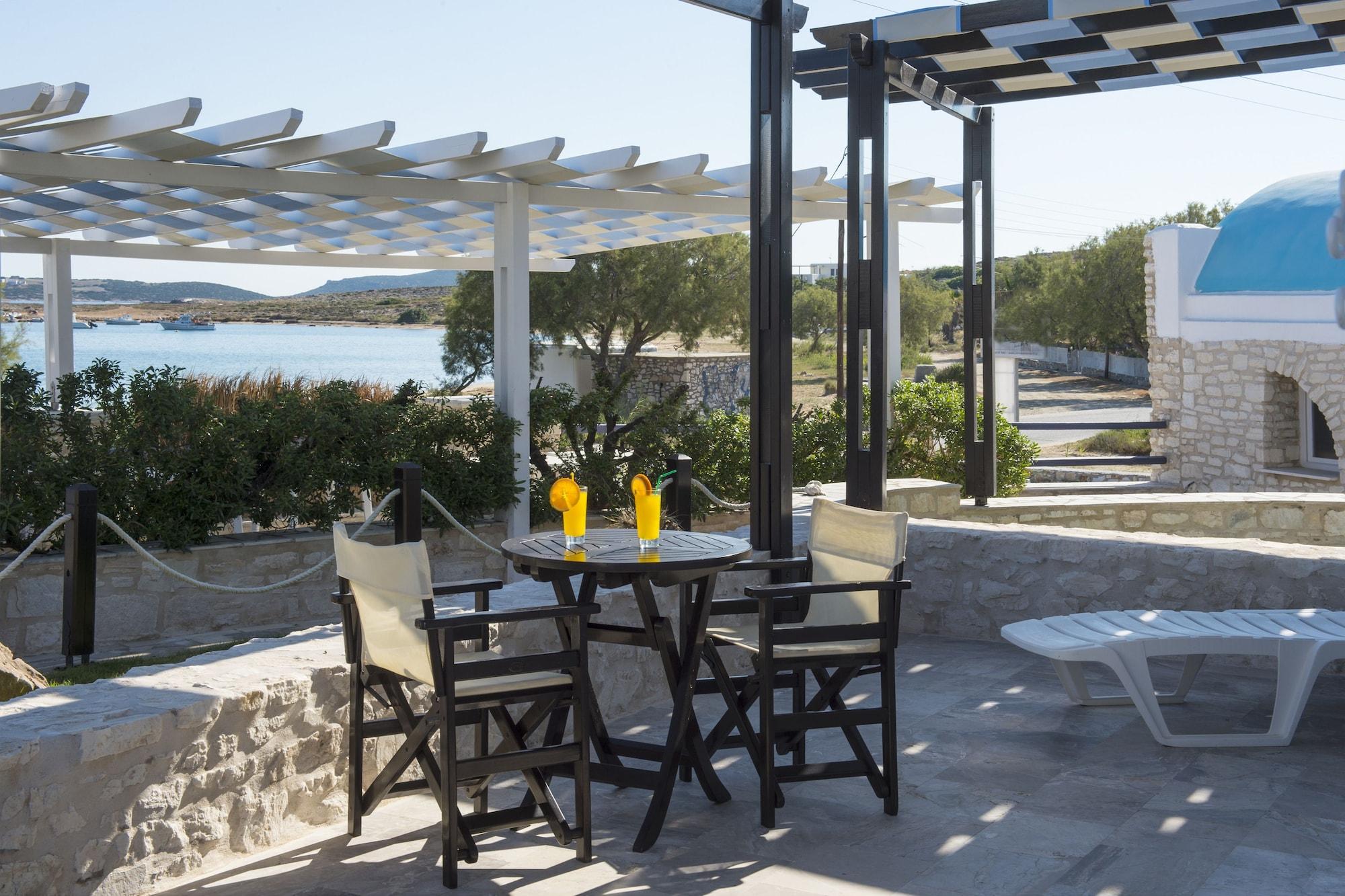 Contaratos Beach Hotel Naousa  Exterior photo
